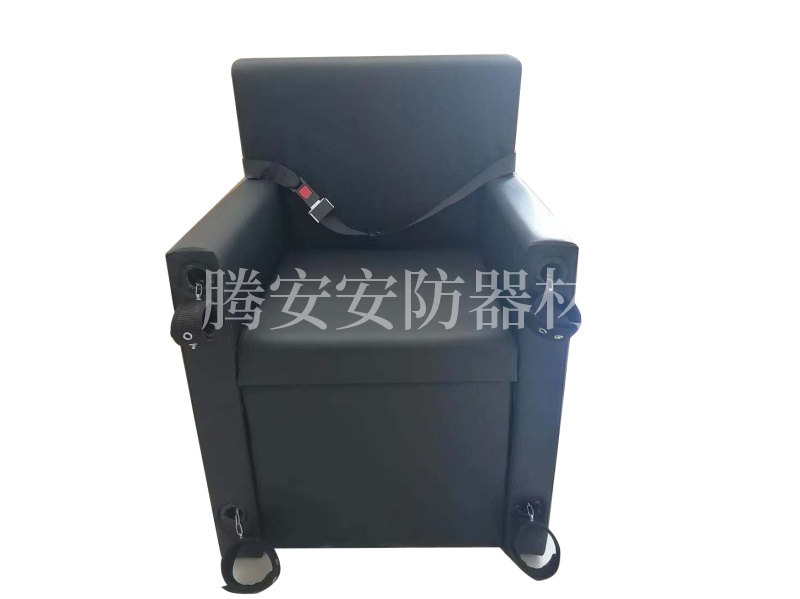 安陽騰安審訊椅廠家生產(chǎn)詢問椅、被告人椅、審訊椅這三種椅子有什么區(qū)別？